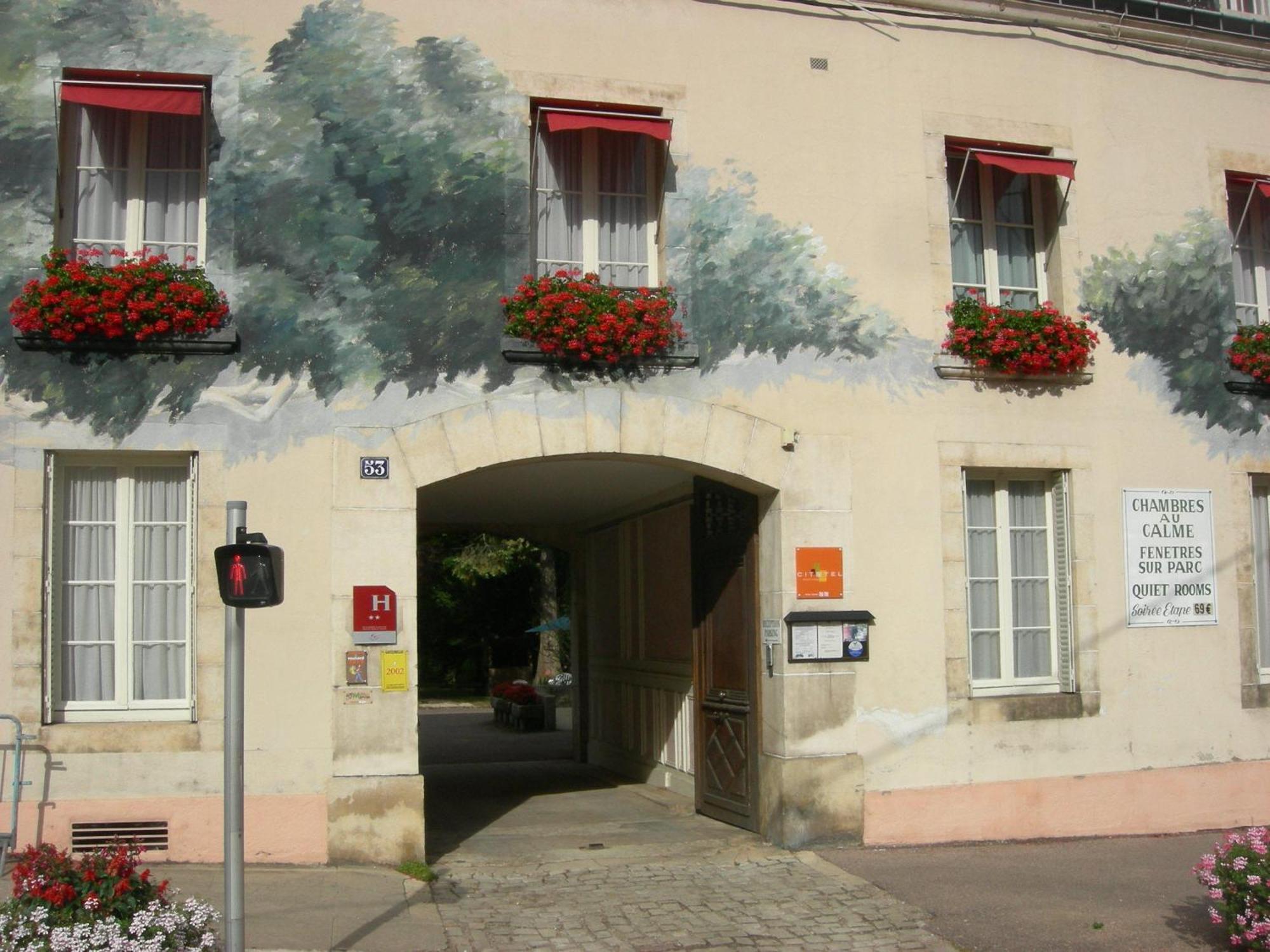 Cit'Hotel Avallon Vauban المظهر الخارجي الصورة
