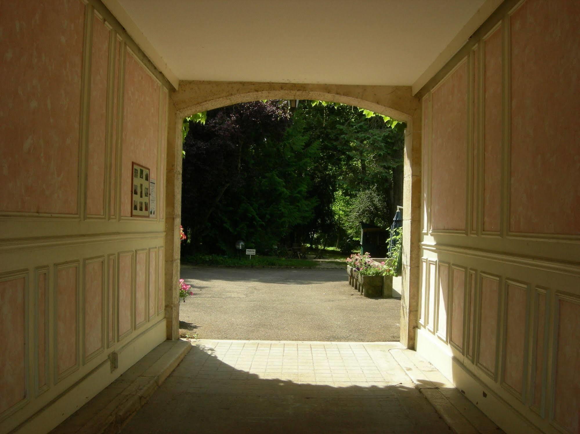 Cit'Hotel Avallon Vauban المظهر الخارجي الصورة